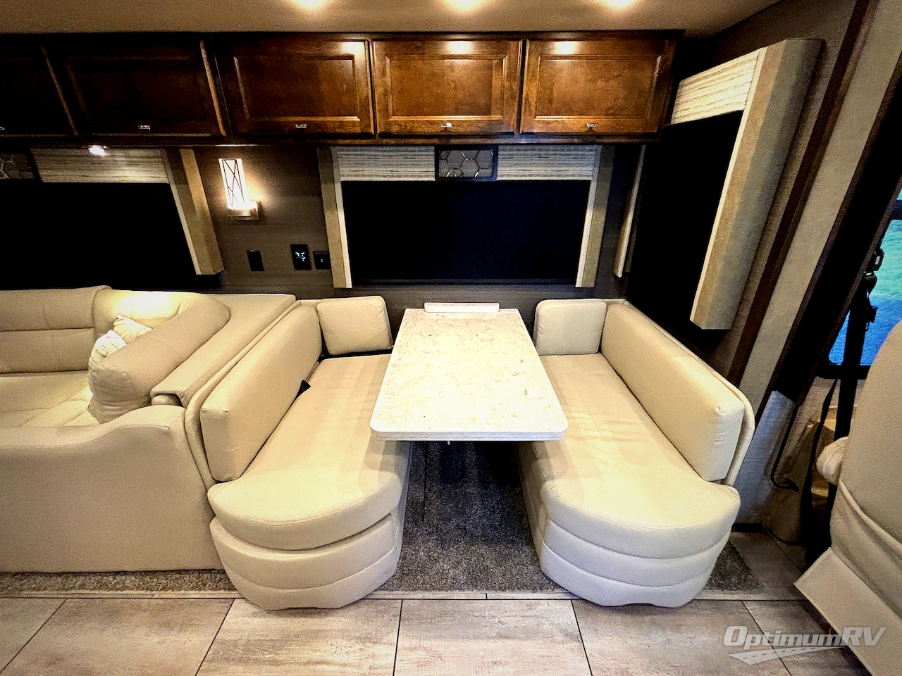 2021 Tiffin Open Road Allegro 32 SA Photo 12
