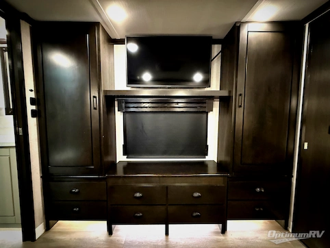 2022 Redwood Redwood 4150RD RV Photo 2
