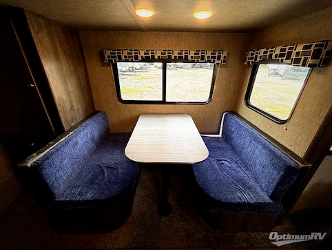 2018 Dutchmen Coleman Light LX 2155BH RV Photo 3