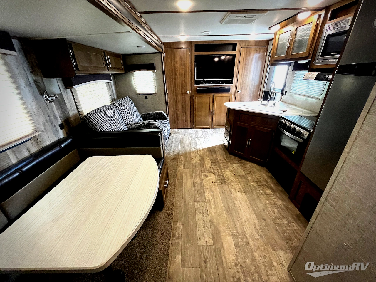 2020 Gulf Stream Trailmaster 301TB Photo 8