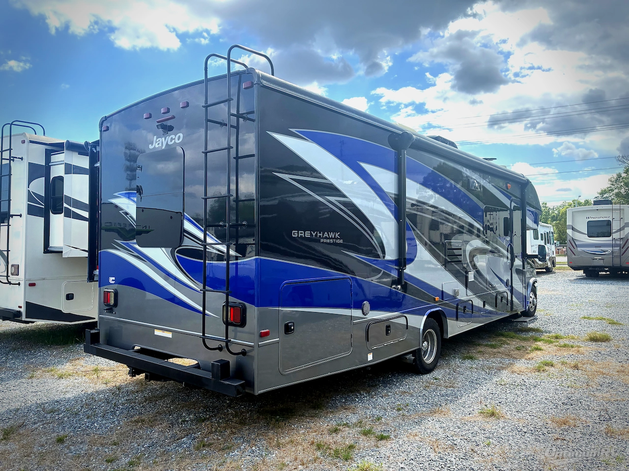 2020 Jayco Greyhawk Prestige 29MVP Photo 2