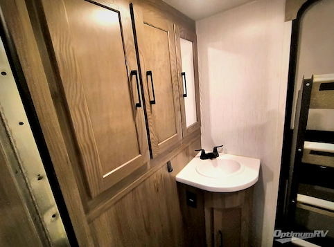 2022 Heartland ElkRidge 37DRB RV Photo 4