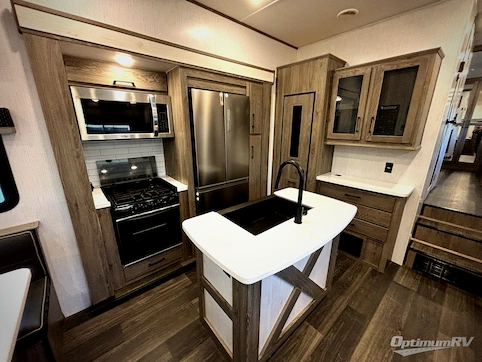 2022 Heartland ElkRidge 37DRB RV Photo 2