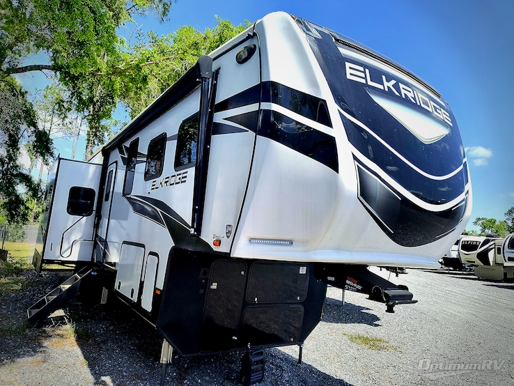 2022 Heartland ElkRidge 37DRB RV Photo 1