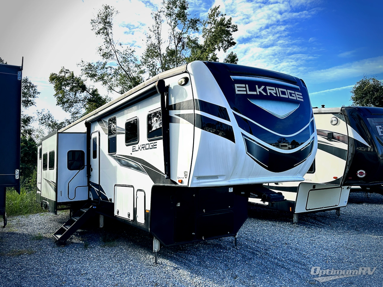 2022 Heartland ElkRidge 37DRB Photo 1