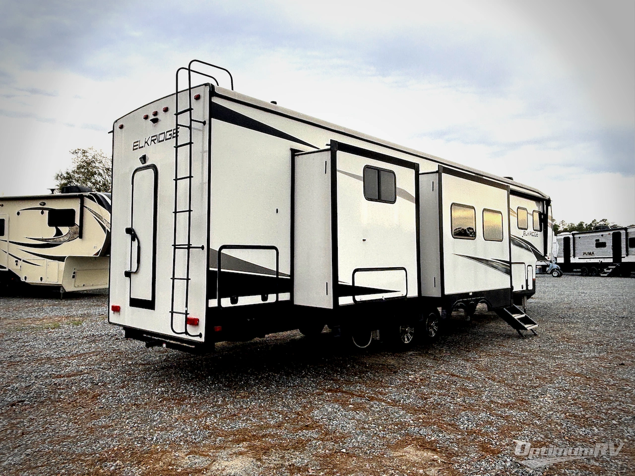 2022 Heartland ElkRidge 37DRB Photo 2