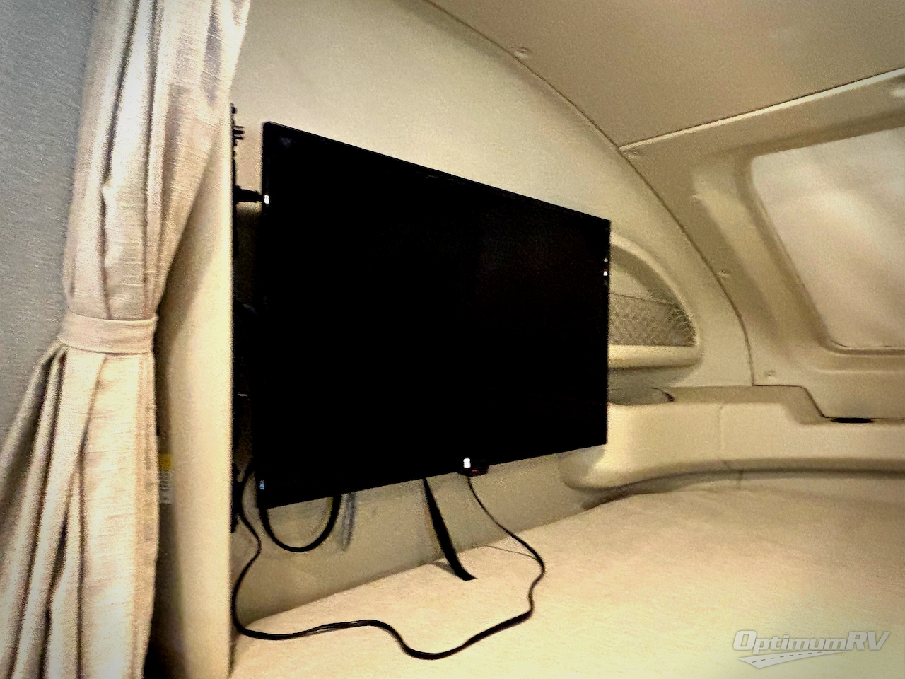 2020 Entegra Odyssey 31F Photo 12