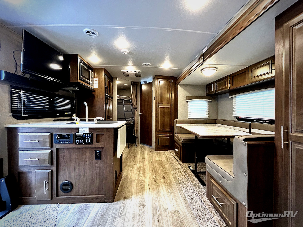 2020 Forest River Flagstaff Micro Lite 25BRDS Photo 4