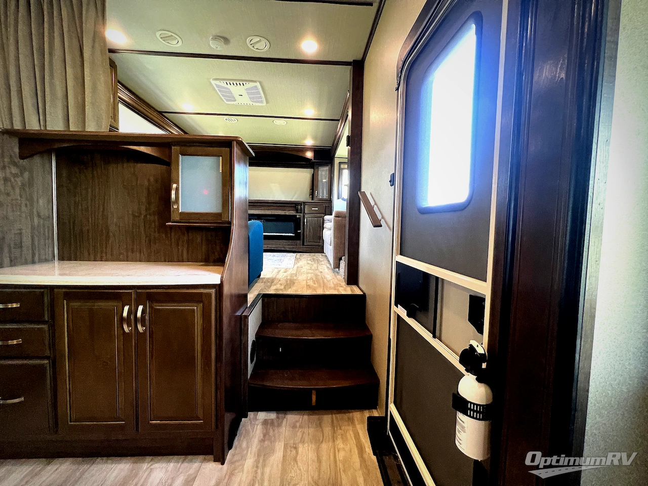 2020 Grand Design Solitude 380FL Photo 8