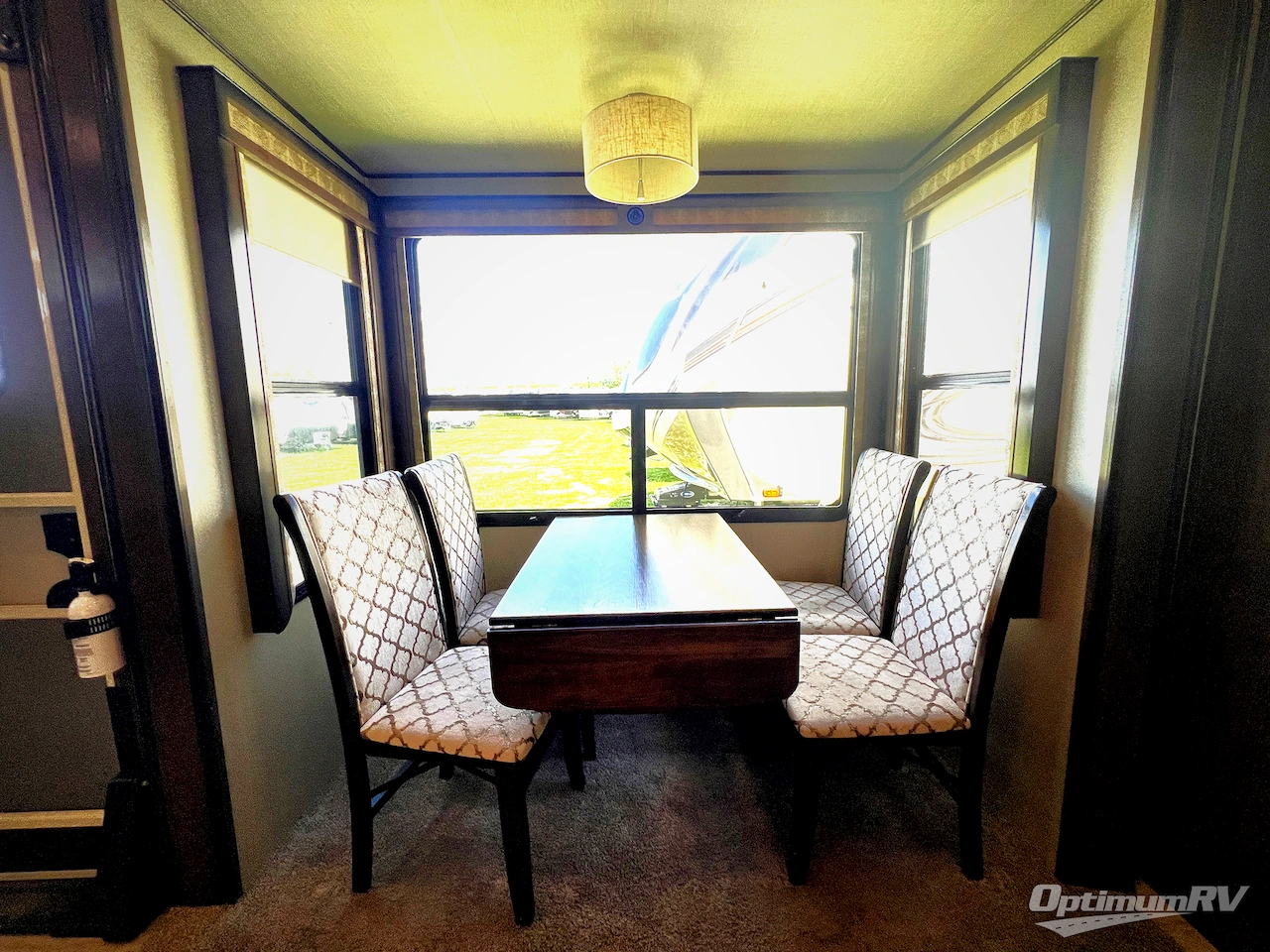 2020 Grand Design Solitude 380FL Photo 16