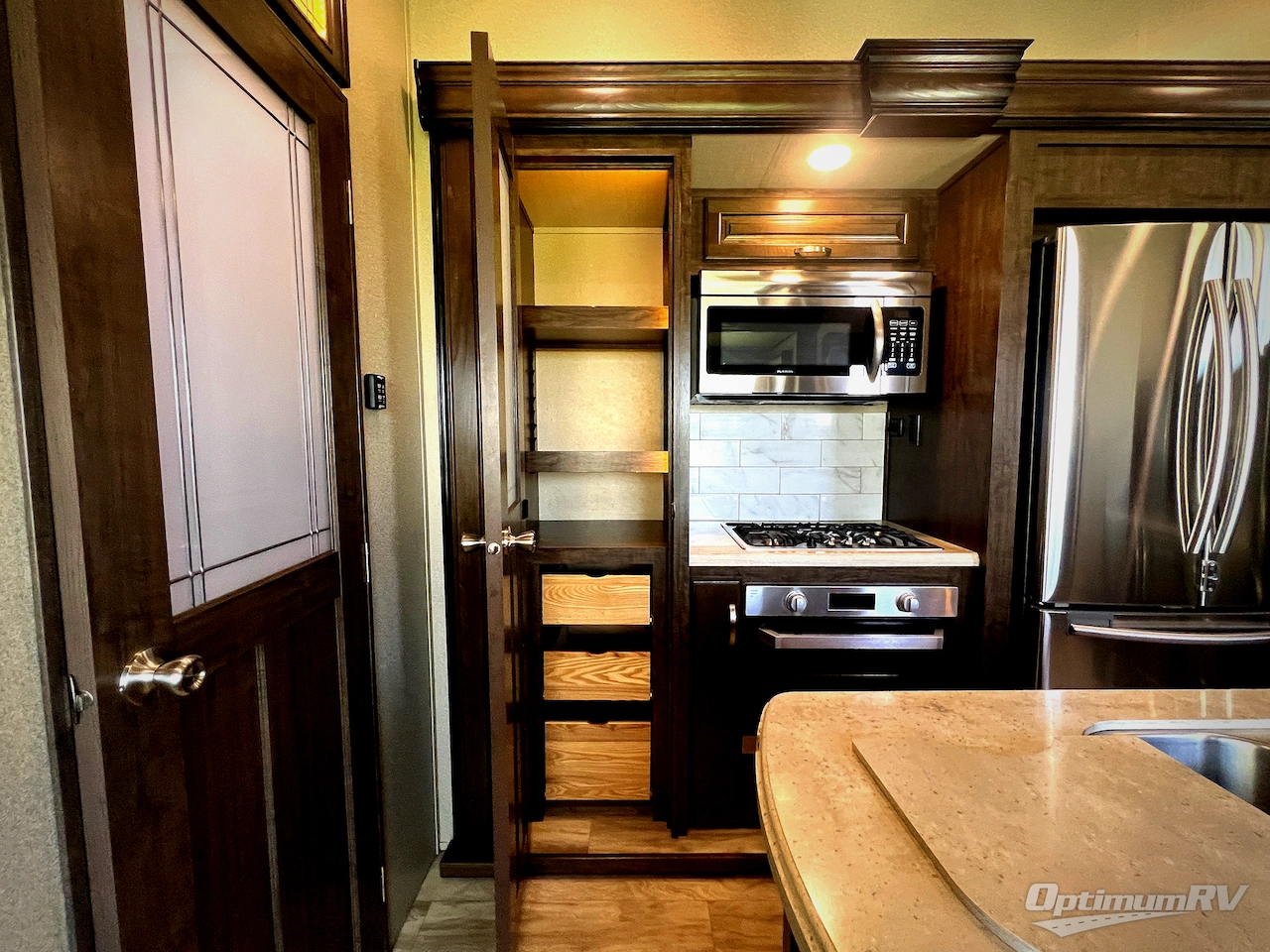 2020 Grand Design Solitude 380FL Photo 20