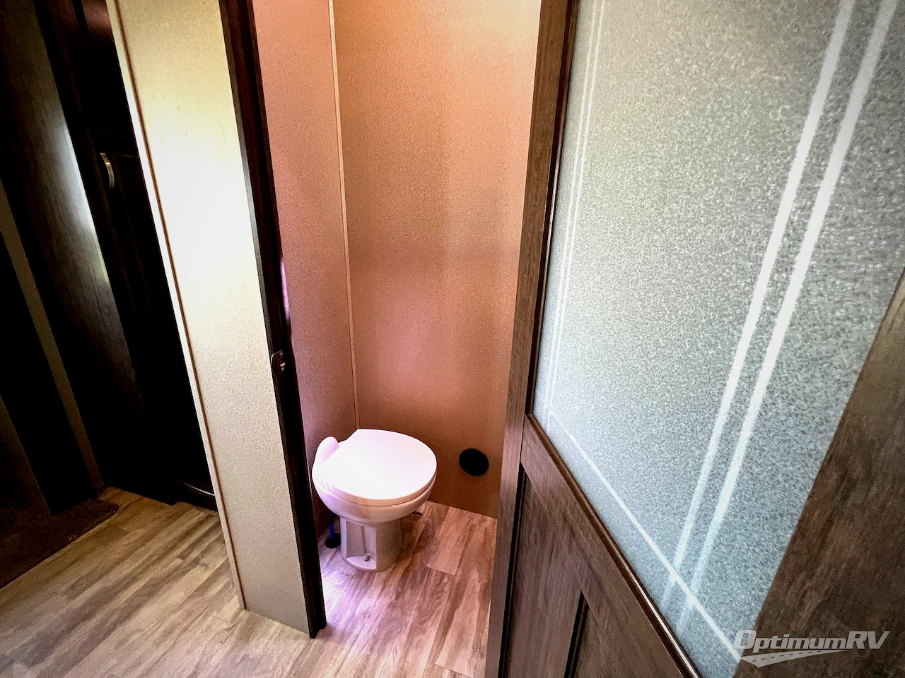 2020 Grand Design Solitude 380FL Photo 24