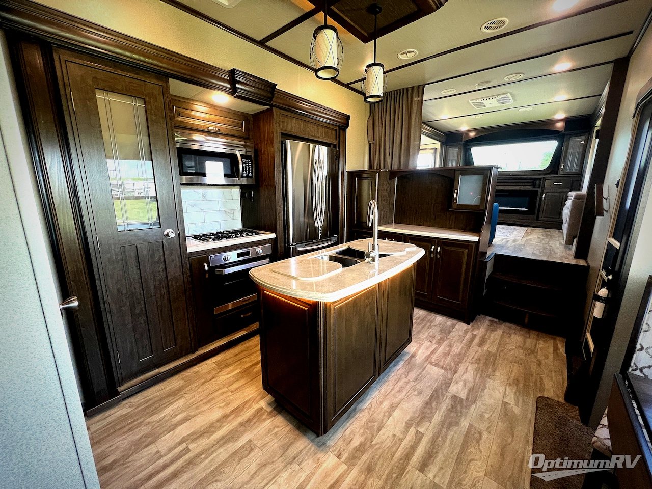 2020 Grand Design Solitude 380FL Photo 6