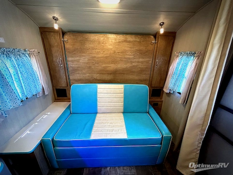 2018 Gulf Stream Vintage Cruiser 19RBS RV Photo 3