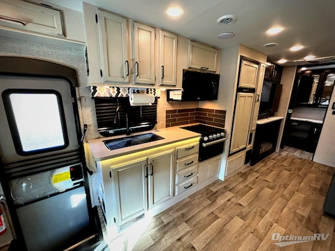 2022 Entegra Odyssey 26M RV Photo 3