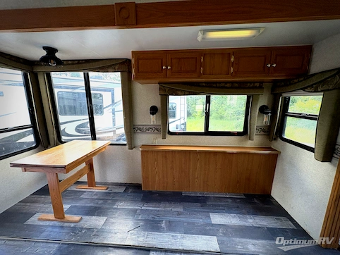 2002 Alpenlite Villa Series 36RLT RV Photo 4