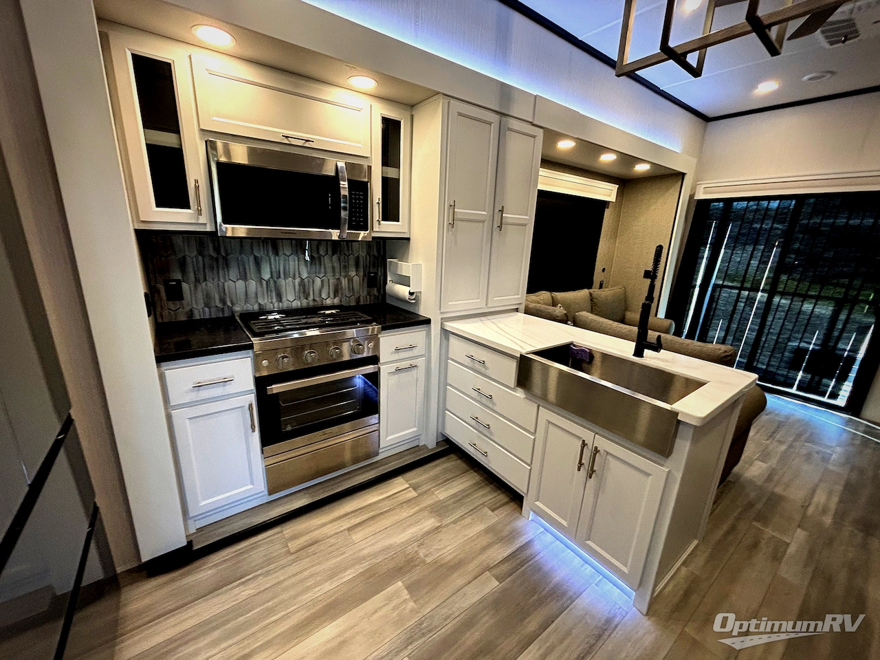 2024 Forest River Cedar Creek Cottage 40CFD Photo 9