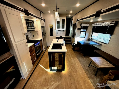 2021 Forest River Wildcat 336RLS RV Photo 3