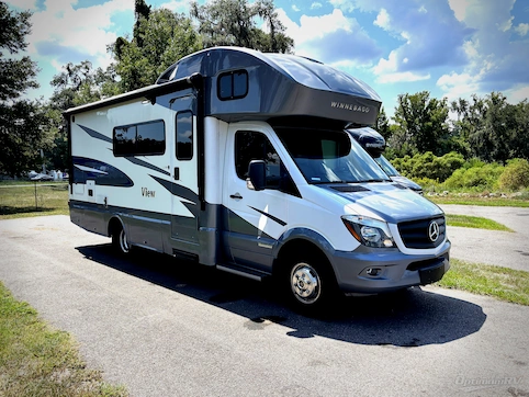 Used 2018 Winnebago View 24D Featured Photo