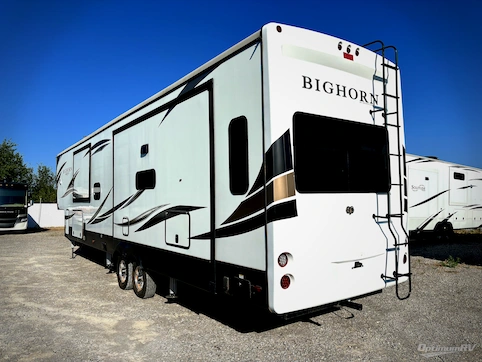2020 Heartland Bighorn 3870FB RV Photo 2