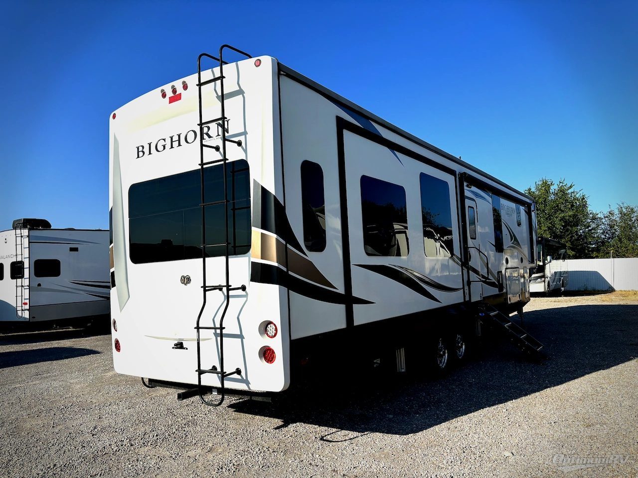 2020 Heartland Bighorn 3870FB Photo 6