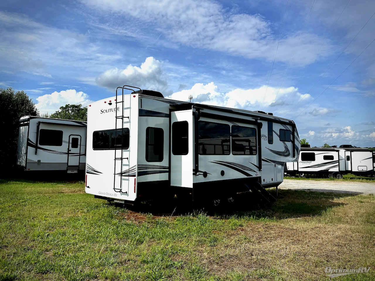 2023 Grand Design Solitude S-Class 2930RL Photo 2