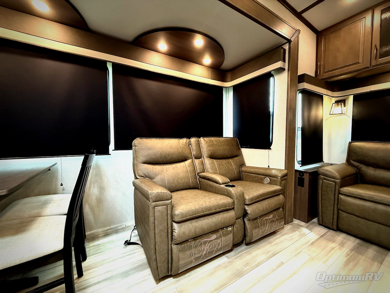 2023 Grand Design Solitude S-Class 2930RL Photo 14