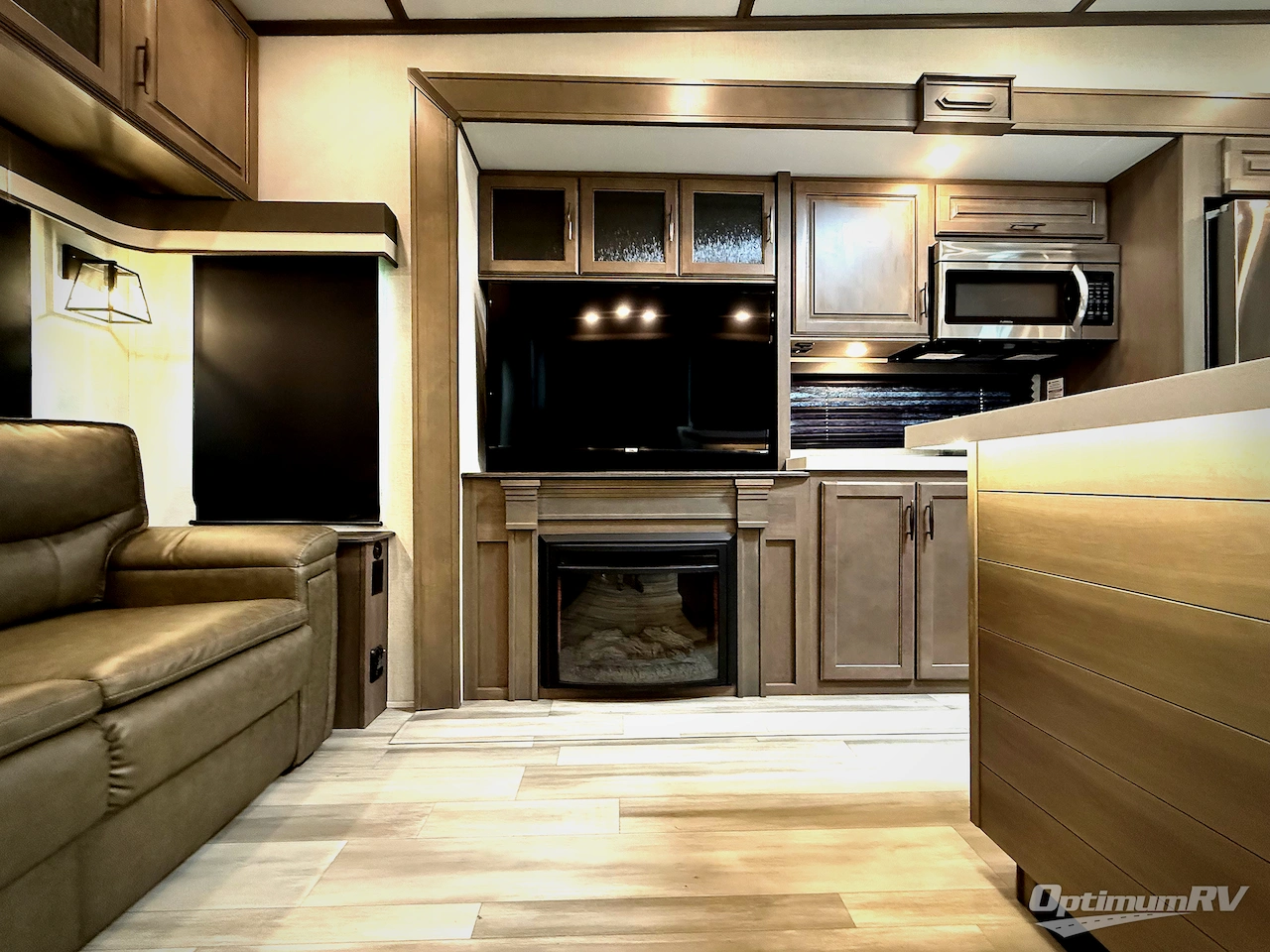 2023 Grand Design Solitude S-Class 2930RL Photo 16