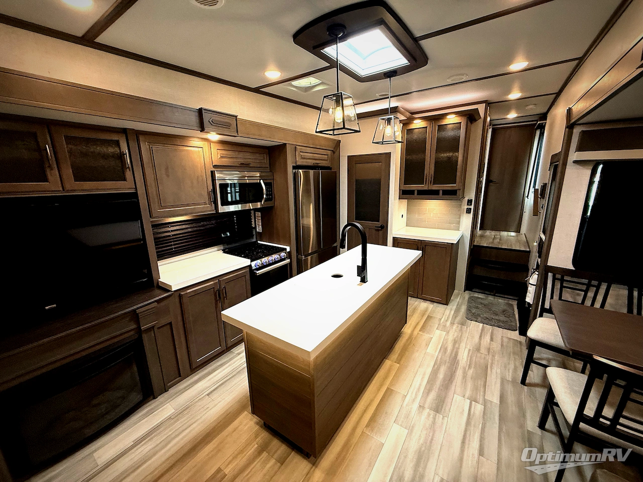 2023 Grand Design Solitude S-Class 2930RL Photo 17