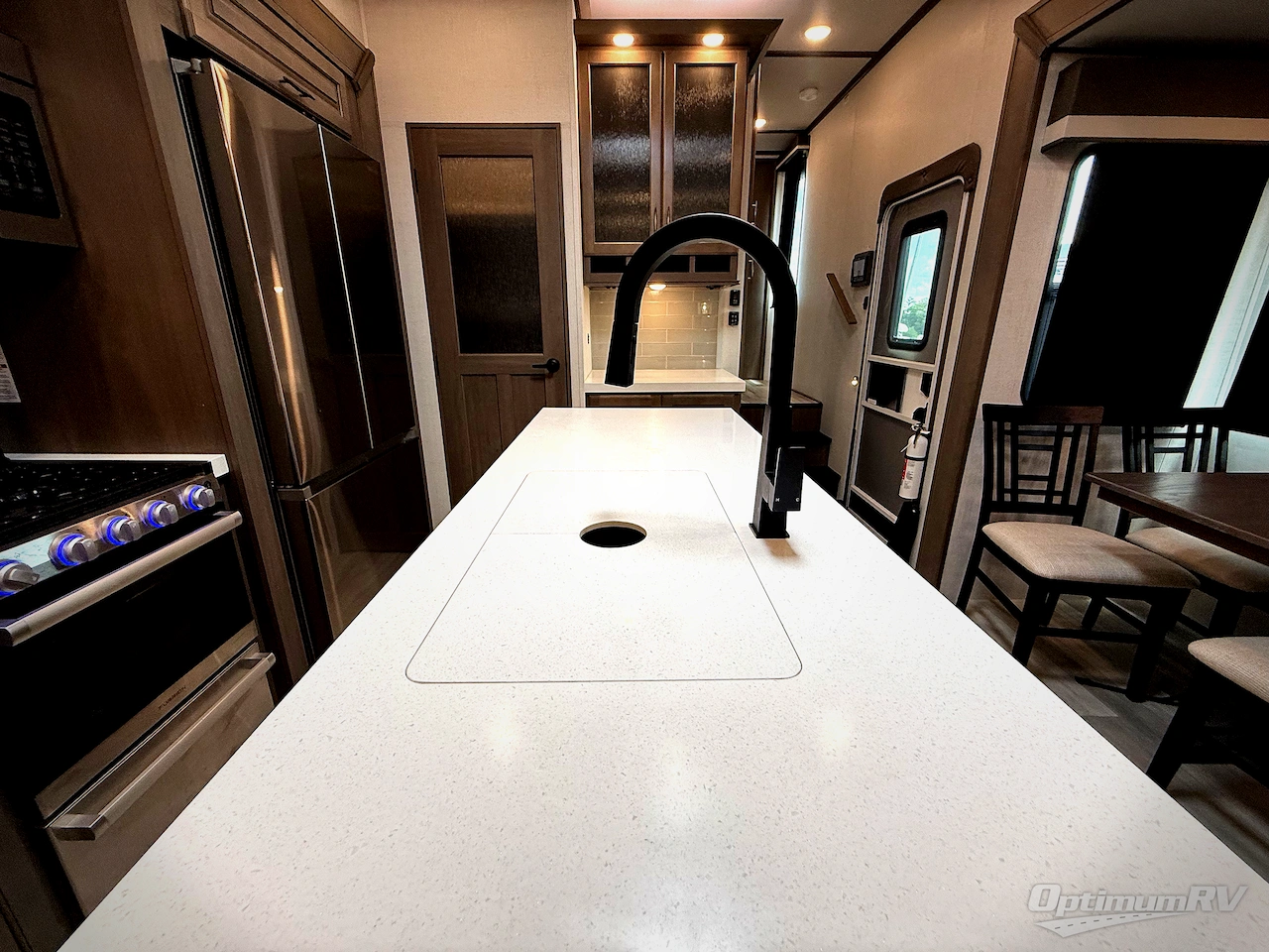2023 Grand Design Solitude S-Class 2930RL Photo 18