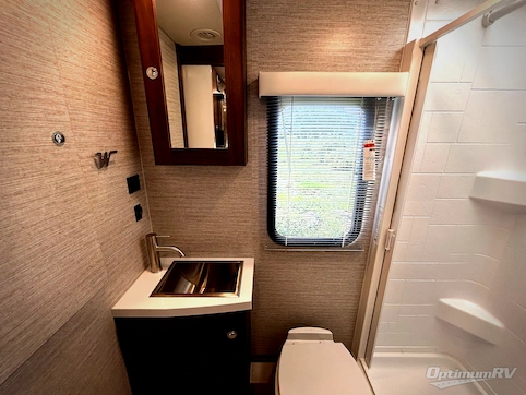 2023 Winnebago Navion 24D RV Photo 4