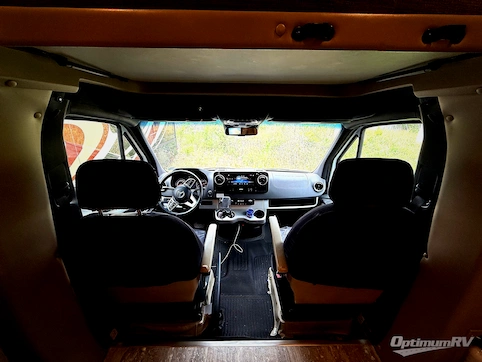 2020 Thor Siesta Sprinter 24MB RV Photo 2