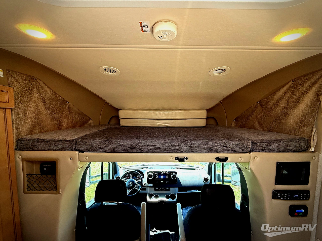 2020 Thor Siesta Sprinter 24MB Photo 8