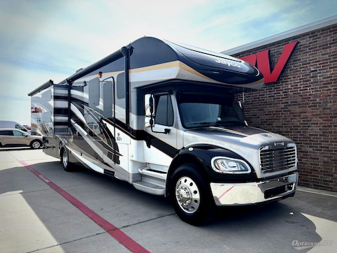 Used 2017 Jayco Seneca 37FS Featured Photo