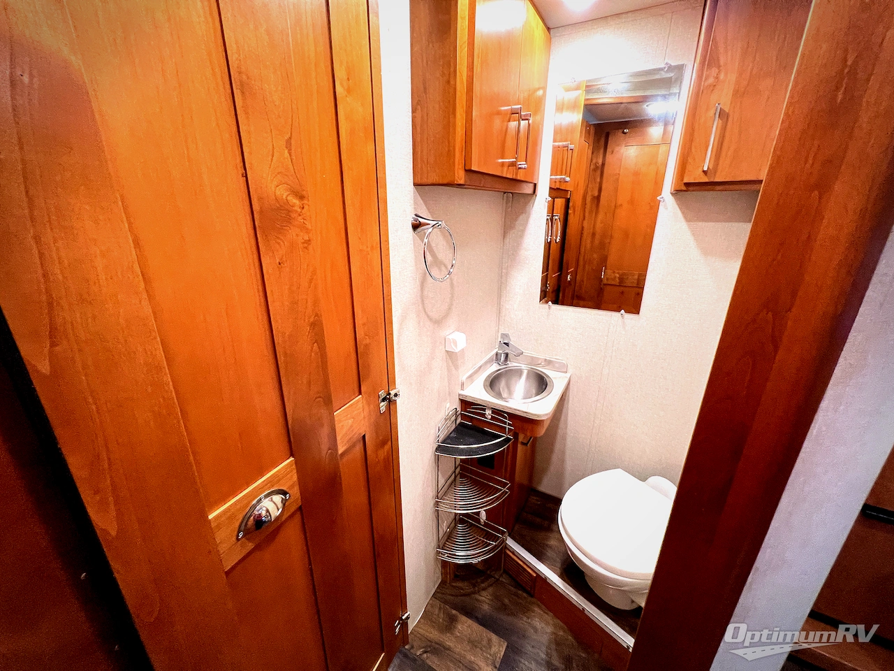 2019 Tiffin Wayfarer 24BW Photo 6