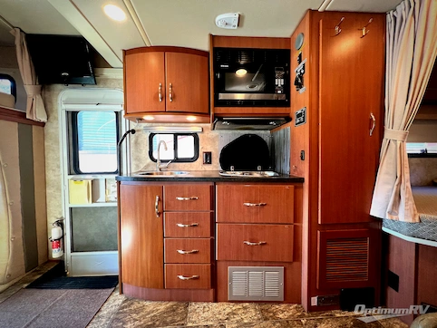2012 Winnebago View 24J RV Photo 3