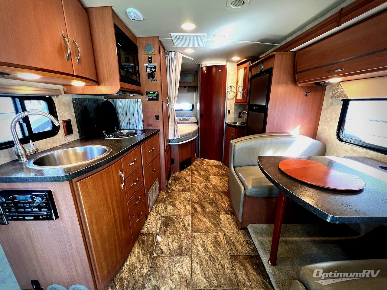 2012 Winnebago View 24J Photo 4