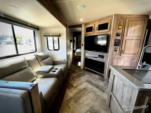 2022 Palomino SolAire Ultra Lite 294DBHS RV Photo 2