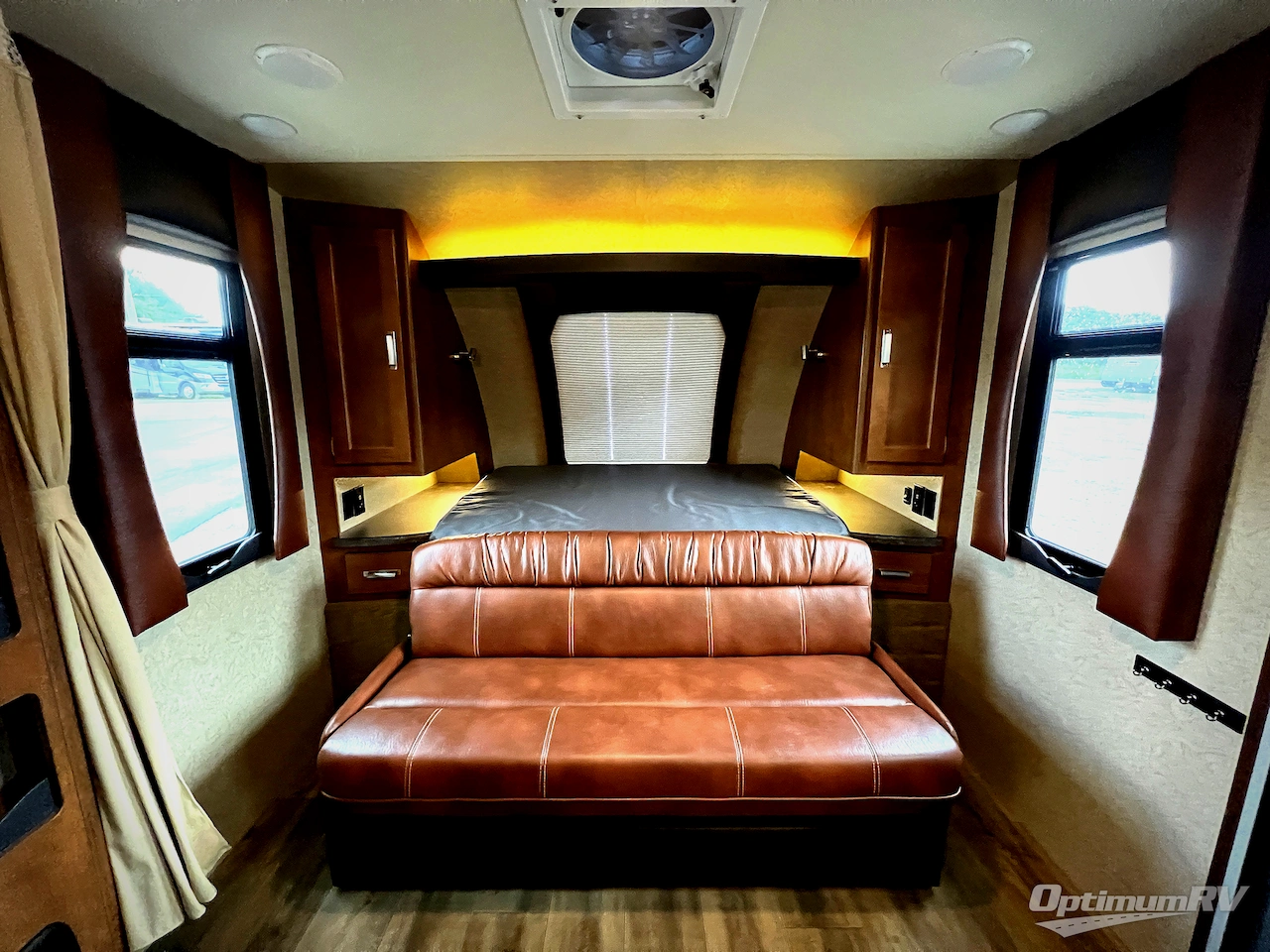 2020 Lance Lance Travel Trailers 1985 Photo 6