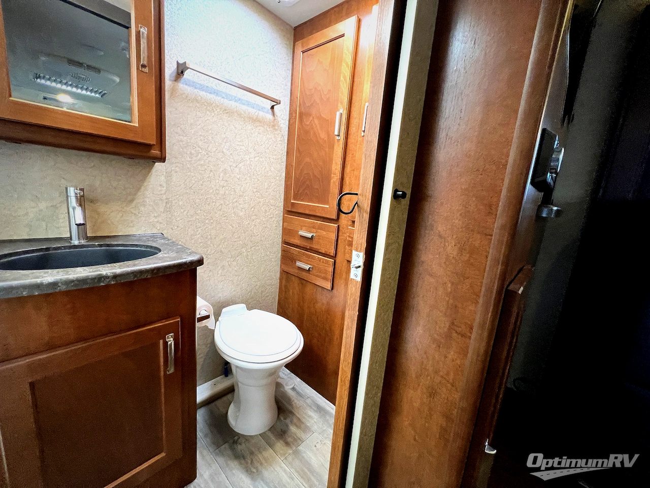 2020 Lance Lance Travel Trailers 1985 Photo 18