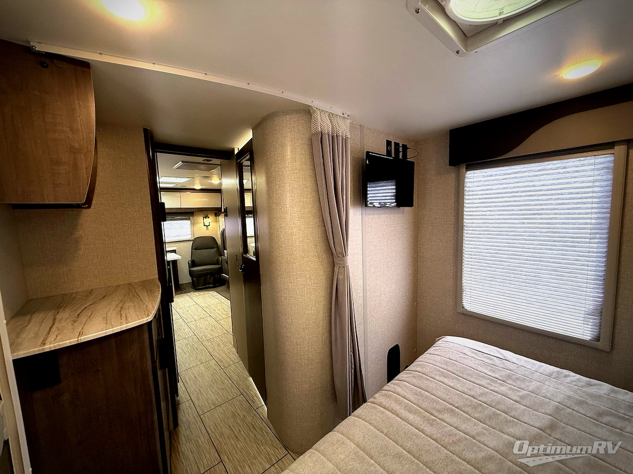 2023 Lance Lance Travel Trailers 2375 Photo 5