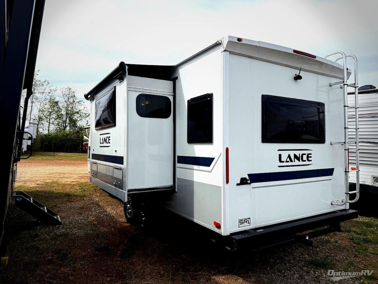 2023 Lance Lance Travel Trailers 2375 Photo 17