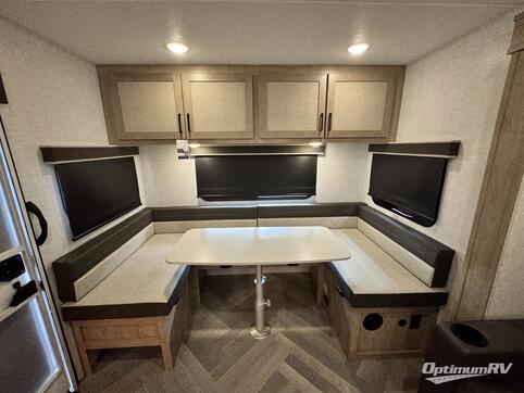 2025 Ember E-Series 25RUD RV Photo 4