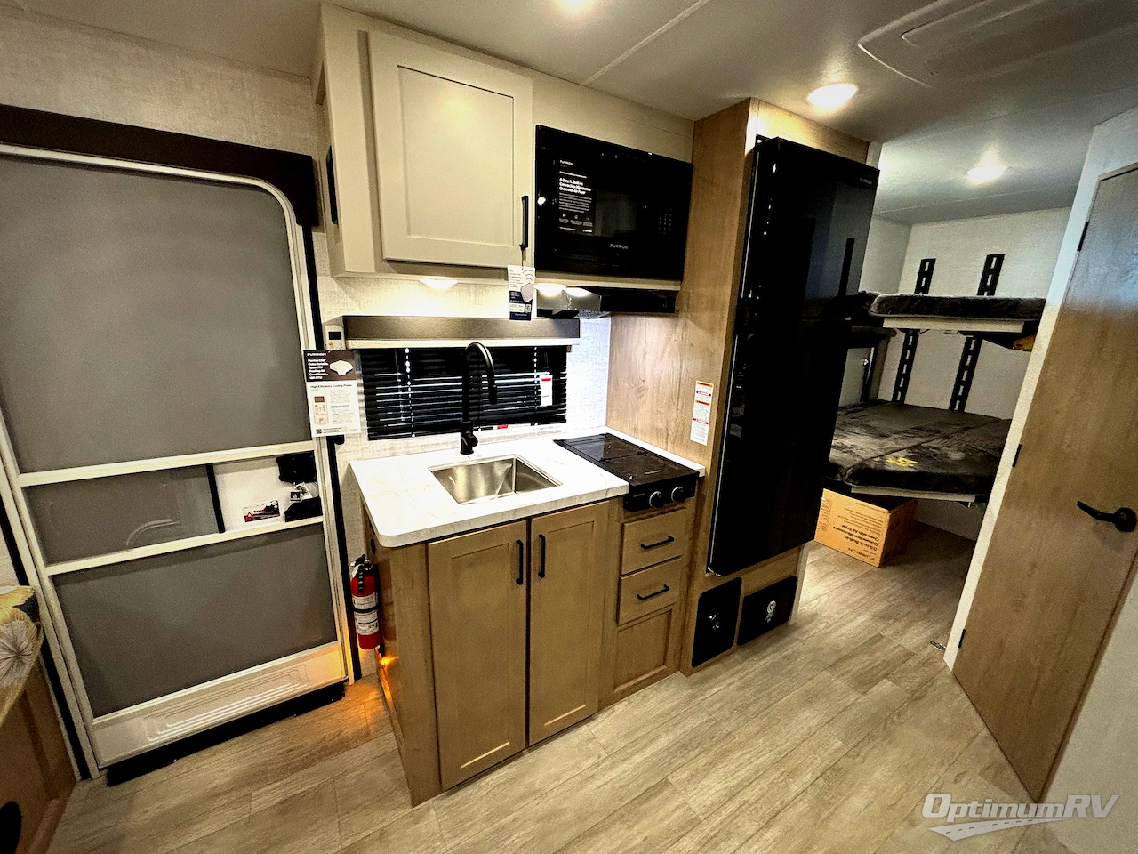 2026 Ember E-Series 19ETS Photo 8