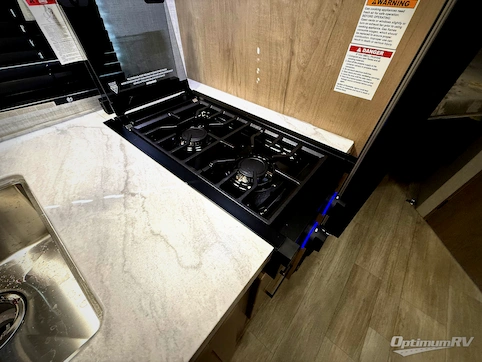 2026 Ember E-Series 19ETS RV Photo 3