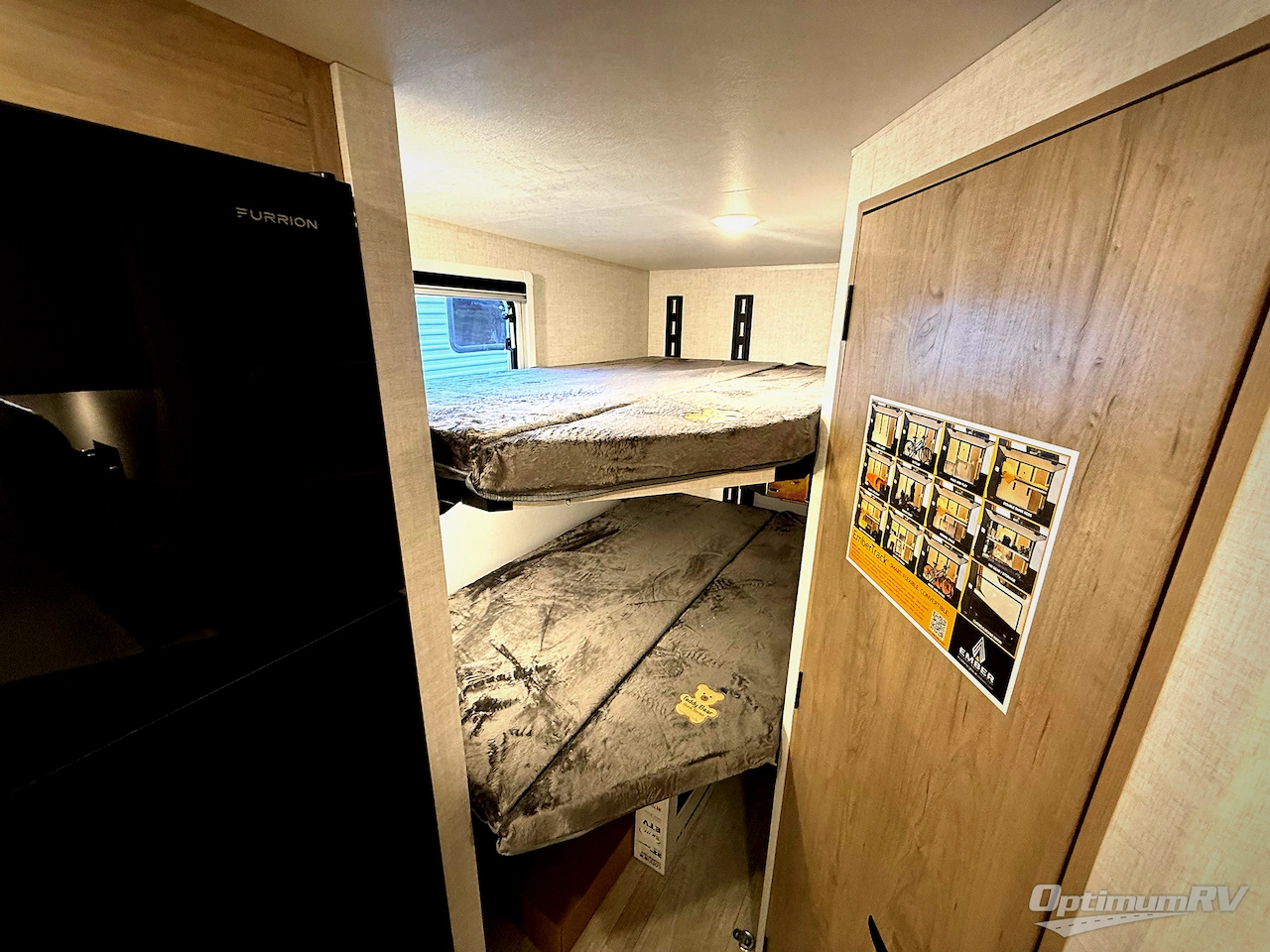 2026 Ember Overland Series 221MSL Photo 17