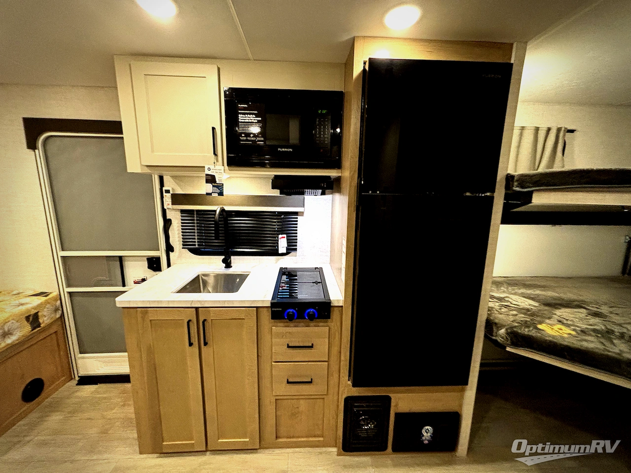 2026 Ember E-Series 19ETS Photo 5