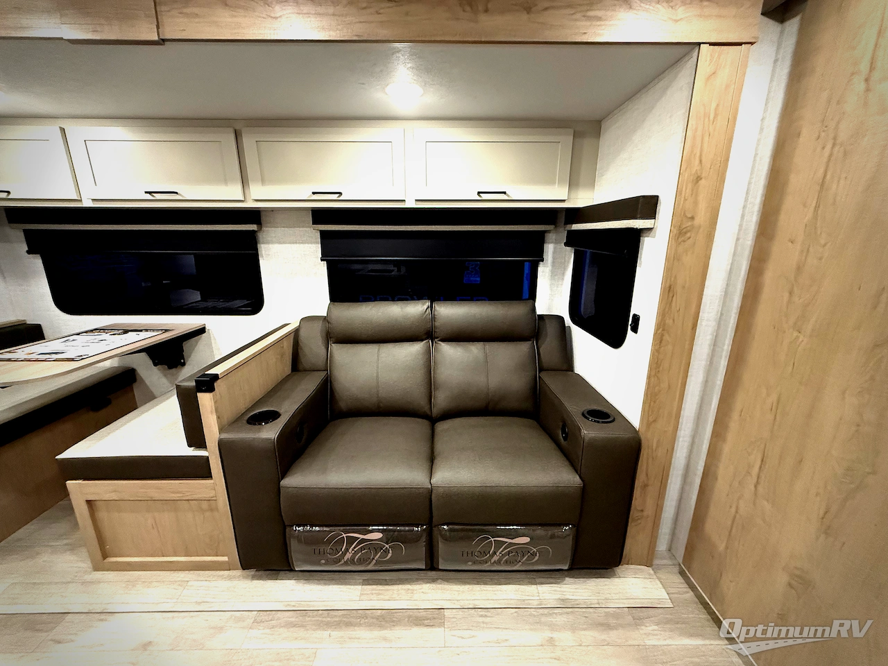 2026 Ember E-Series 26ETS Photo 6