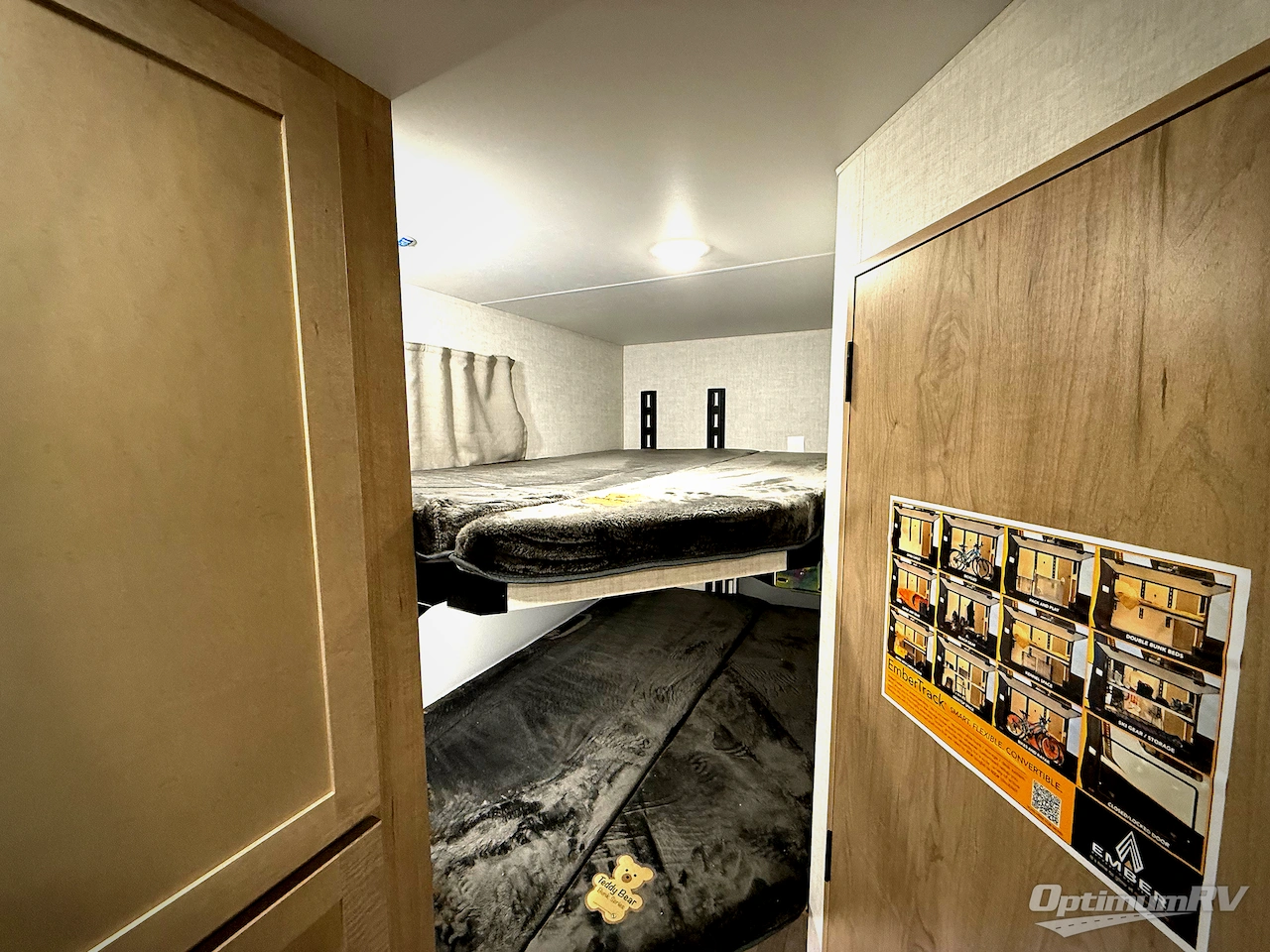 2026 Ember E-Series 26ETS Photo 16