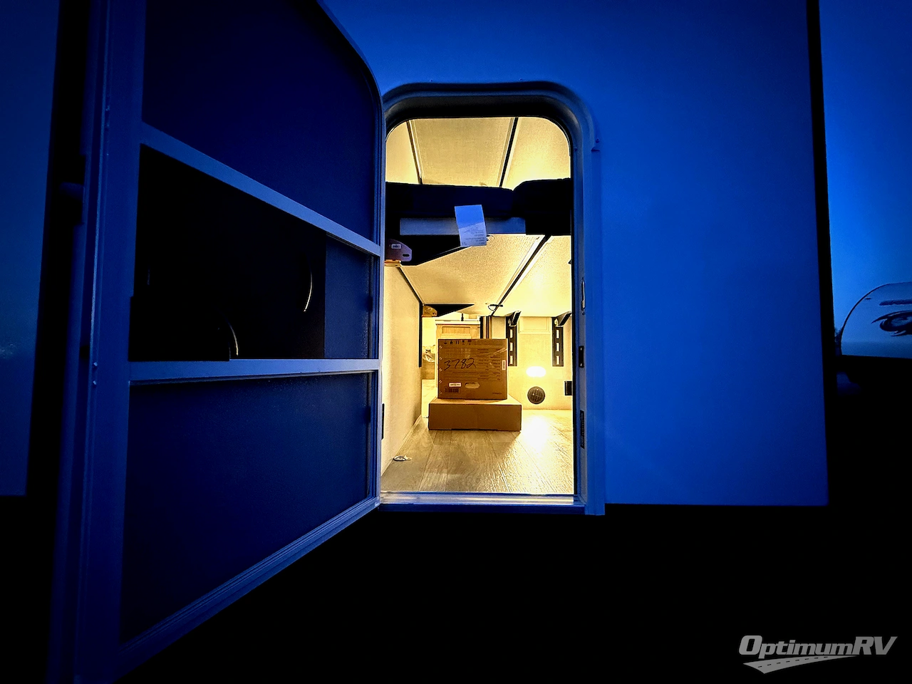 2026 Ember E-Series 26ETS Photo 24